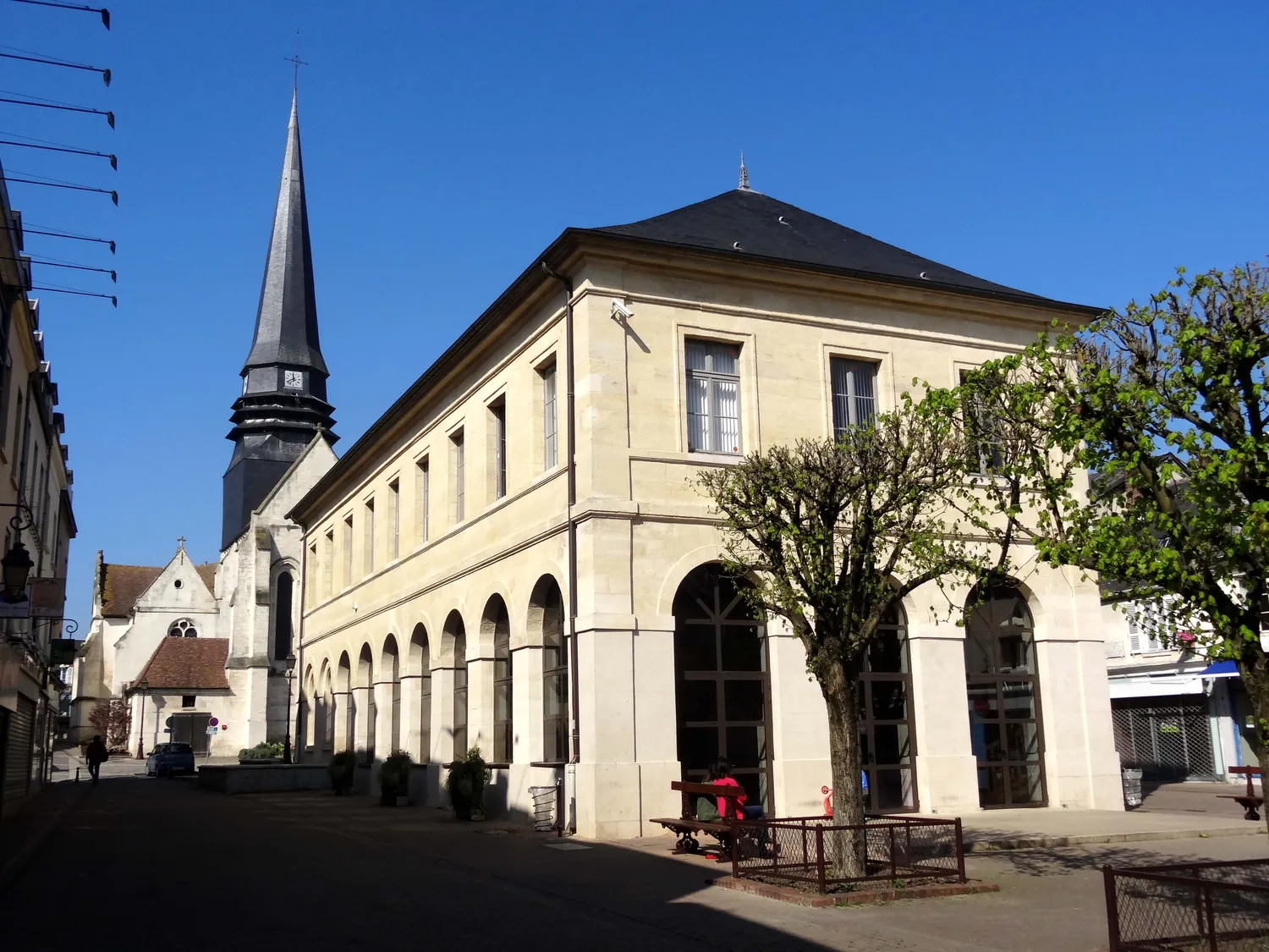 Méru, capitale de la nacre dans le pays de Thelle